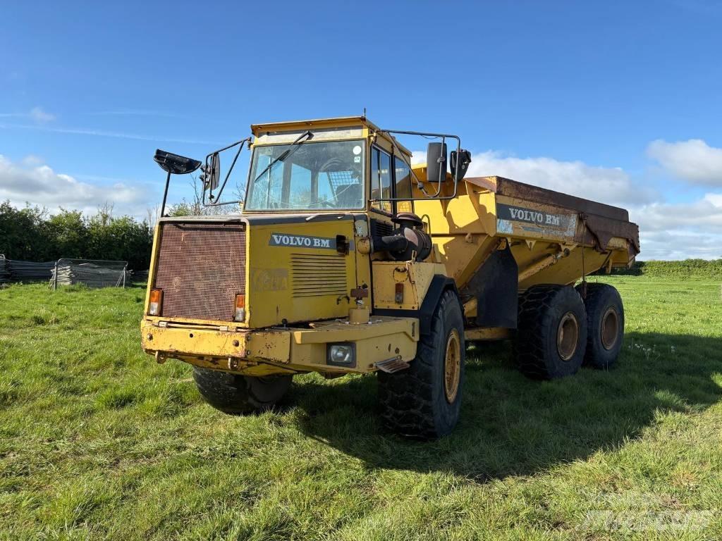 Volvo BM A 25 C 연결식 홀러
