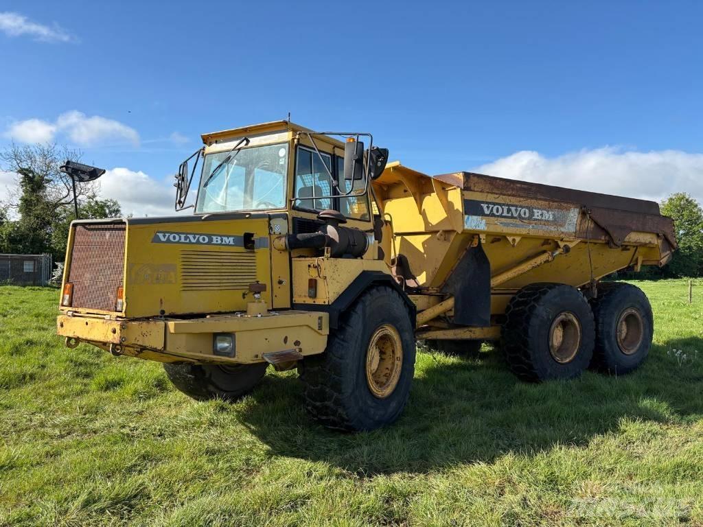 Volvo BM A 25 C 연결식 홀러