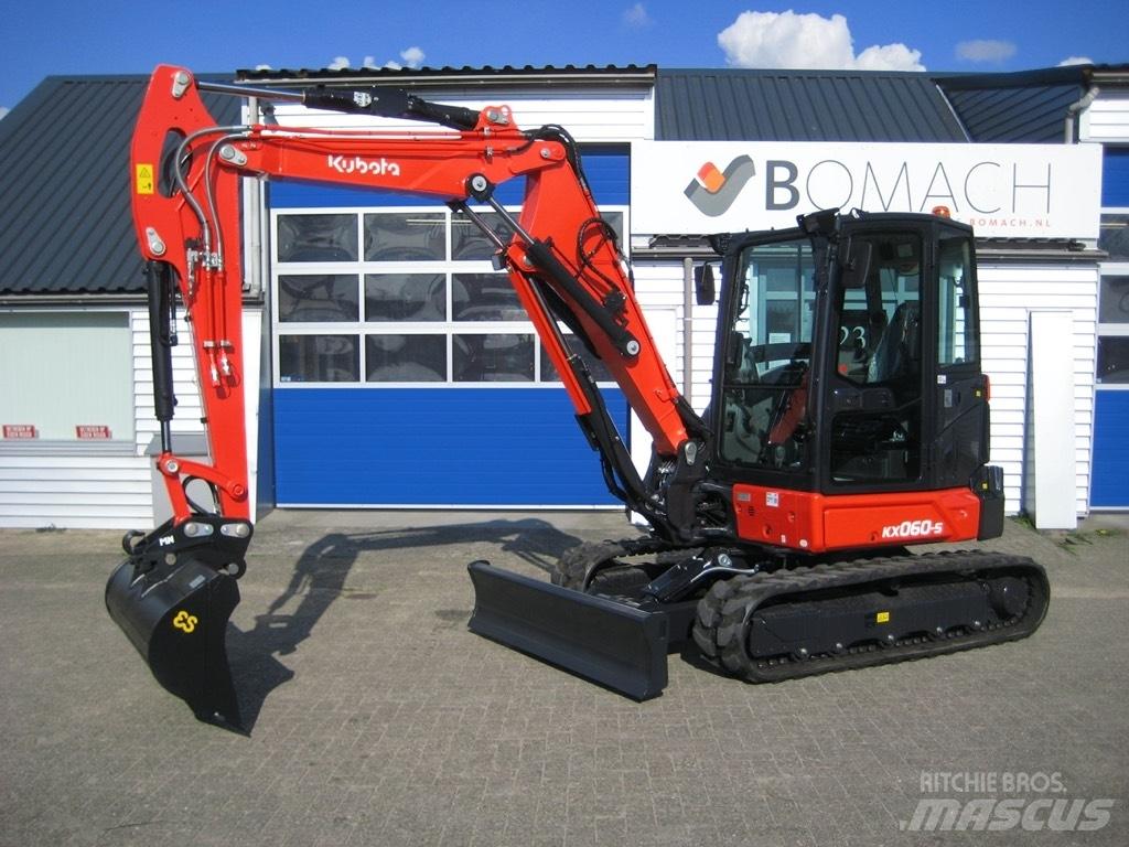 Kubota KX060-5 VA 중형굴삭기 7톤-28톤