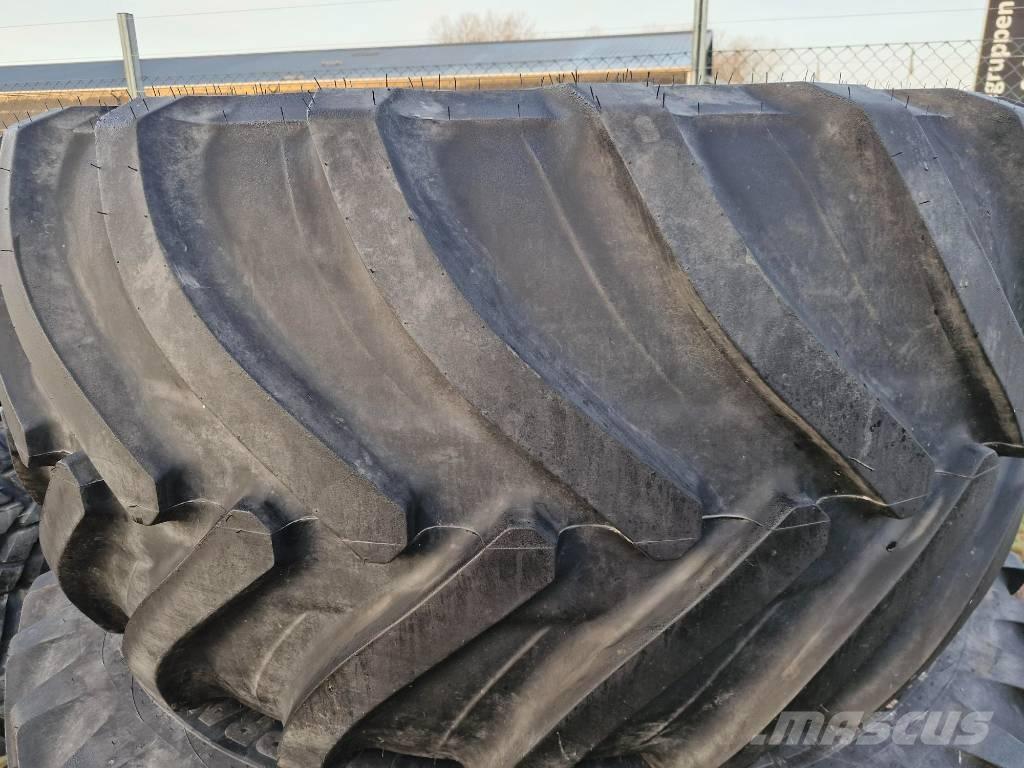 Alliance 800/65-R32 타이어, 휠 및 림