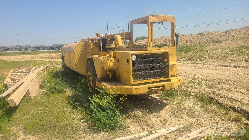 CAT 613 B 급수차