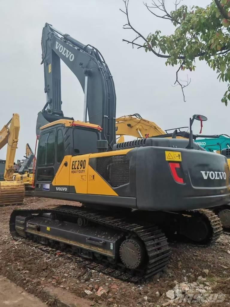 Volvo 290D 대형 굴삭기 29톤 이상