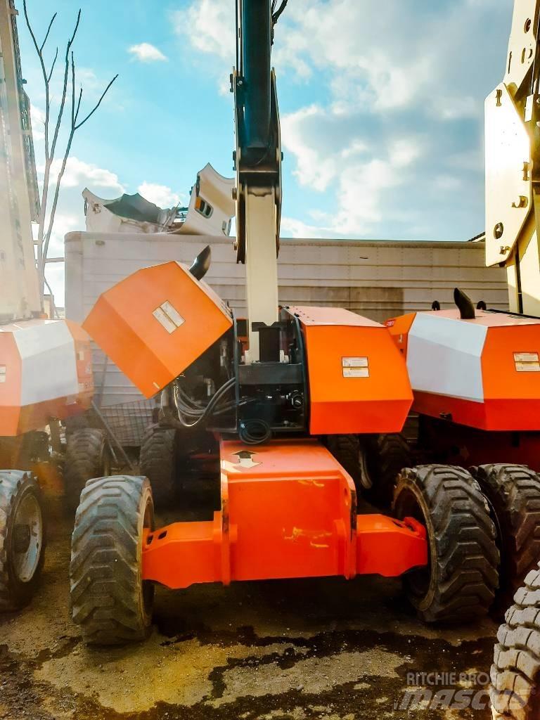 JLG 860 SJ 견인식 전동이동 리프트