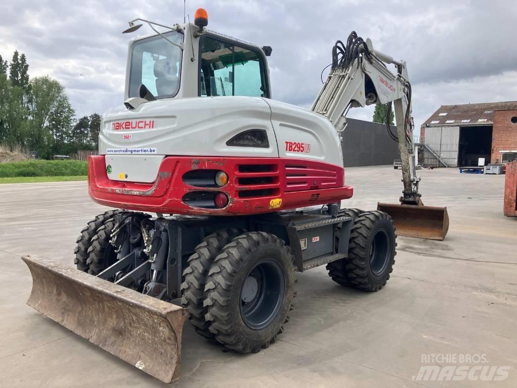 Takeuchi TB 295 W  휠 굴삭기
