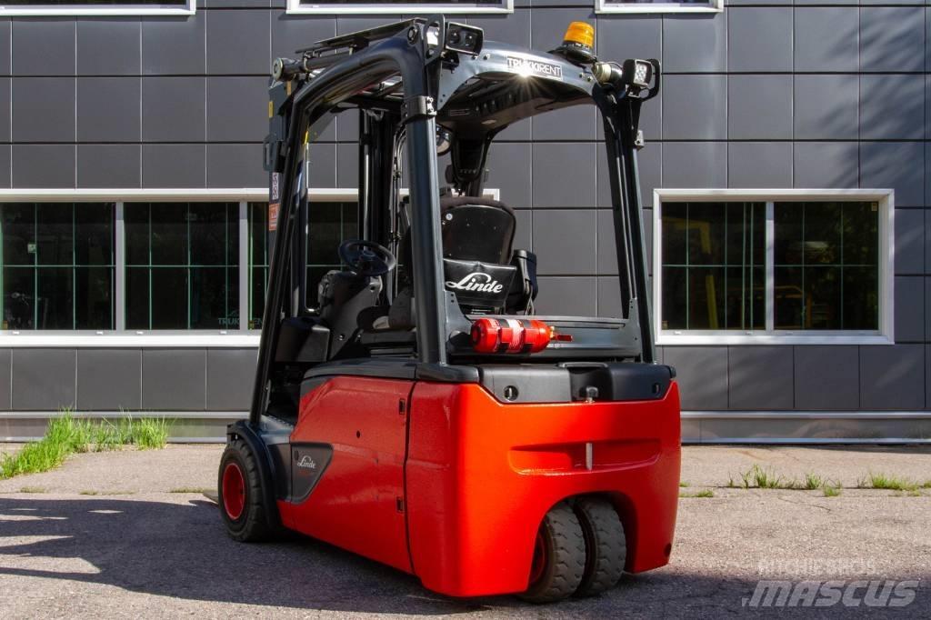 Linde E20L-02 전동 지게차