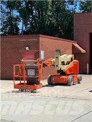 JLG E 400 AJPN 관절형 전동이동 리프트
