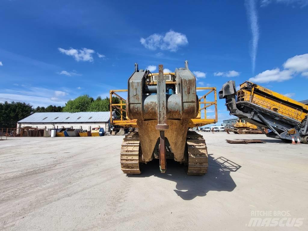 Liebherr 764 크롤러 도저