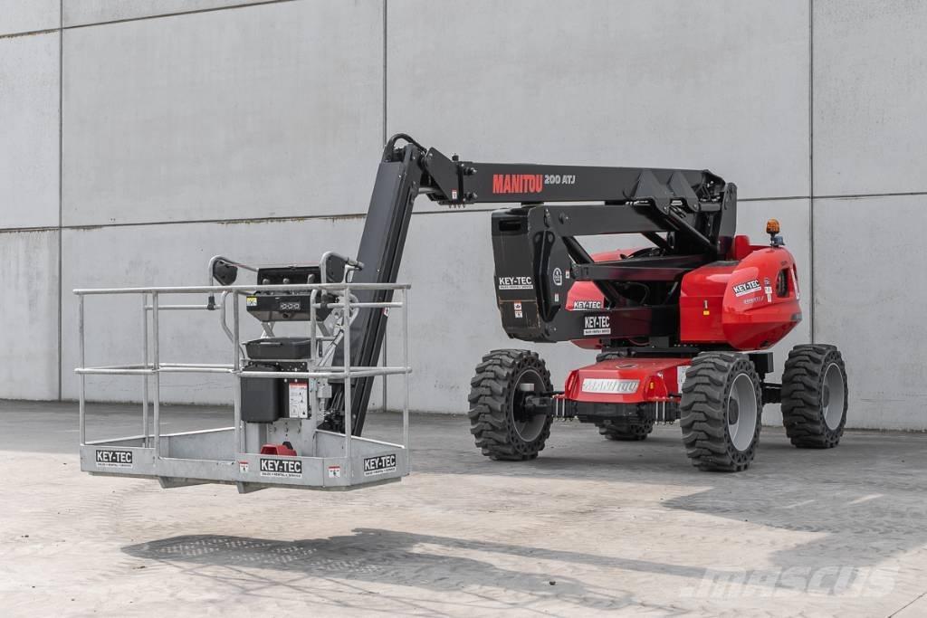 Manitou 200 ATJ 관절형 전동이동 리프트