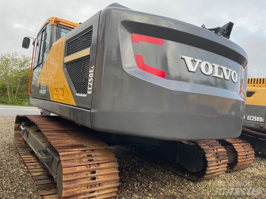 Volvo EC250EL 대형 굴삭기 29톤 이상