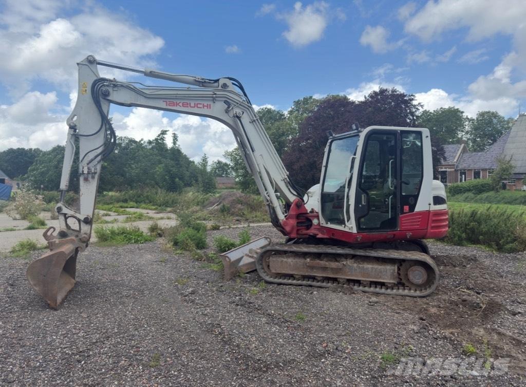 Takeuchi TB 285 중형굴삭기 7톤-28톤