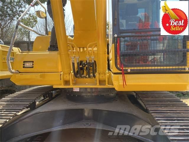 Komatsu PC 220-8 대형 굴삭기 29톤 이상