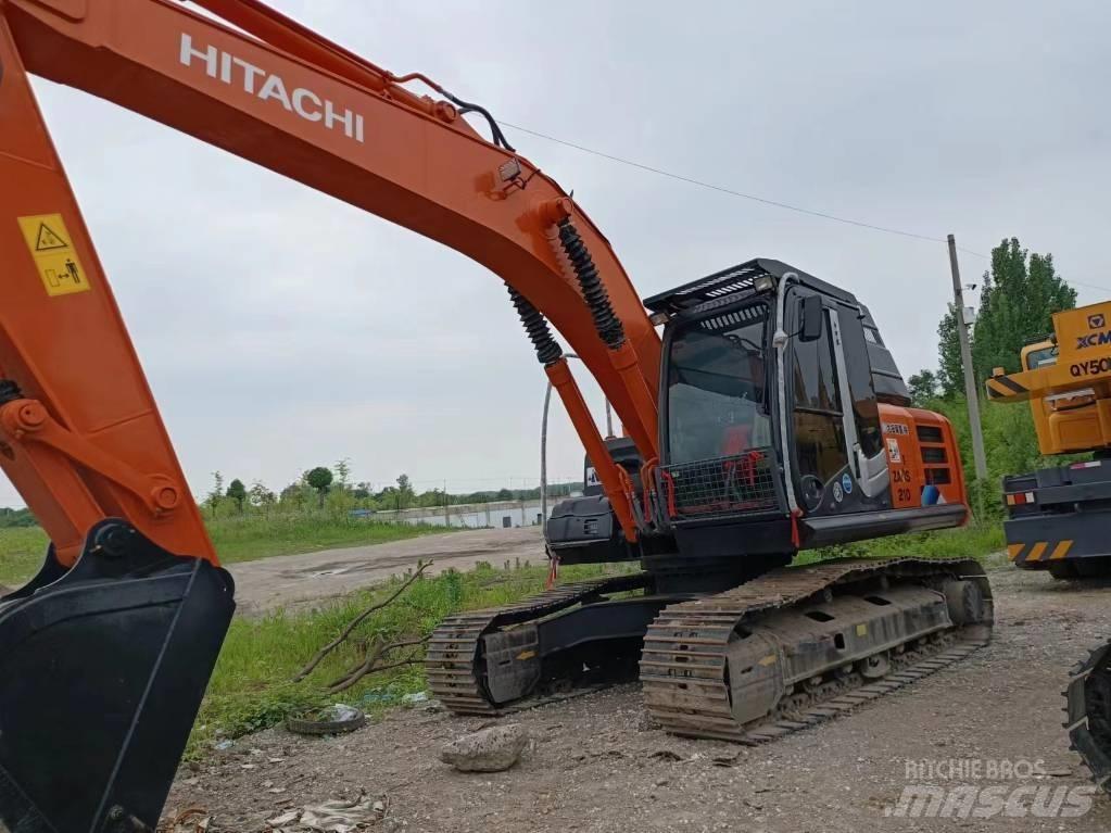 Hitachi ZX210 대형 굴삭기 29톤 이상