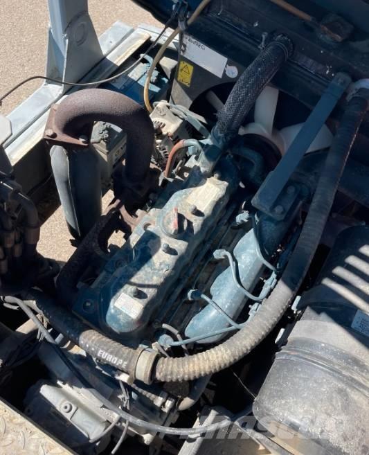 Neuson DKH6002 연결식 홀러