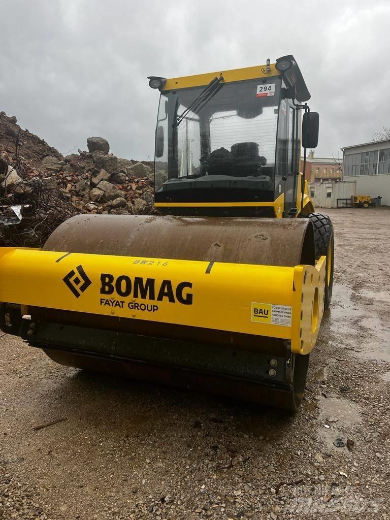 Bomag BW211 D5 싱글 드럼 롤러