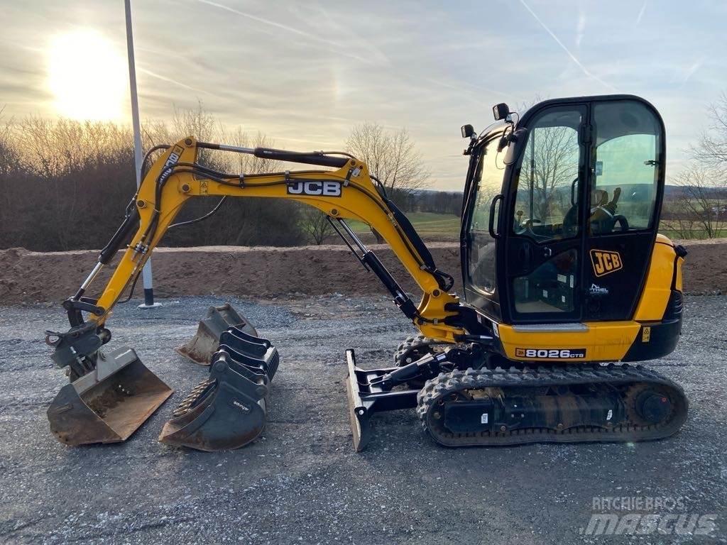 JCB 8026CTS 대형 굴삭기 29톤 이상
