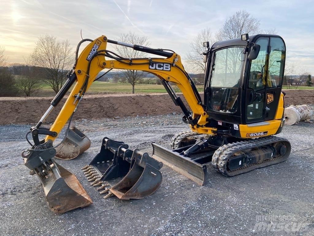JCB 8026CTS 대형 굴삭기 29톤 이상