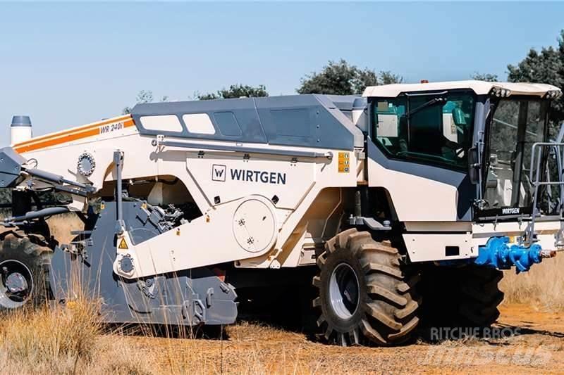 Wirtgen WR240 기타 트럭