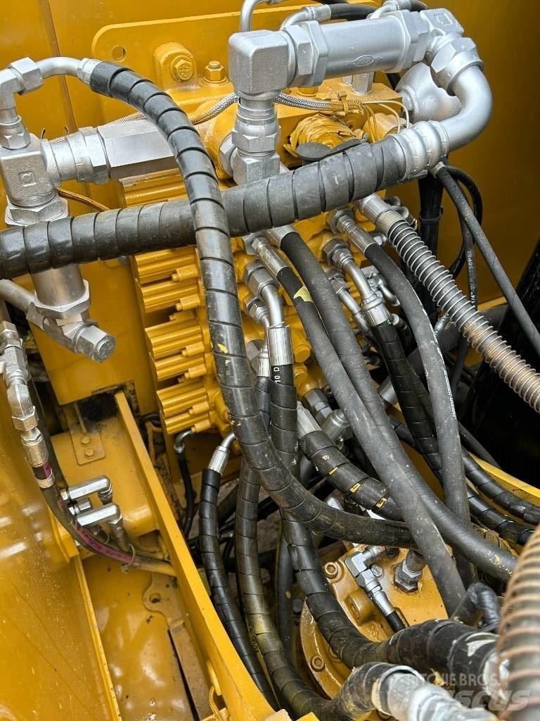 CAT 308E2 대형 굴삭기 29톤 이상