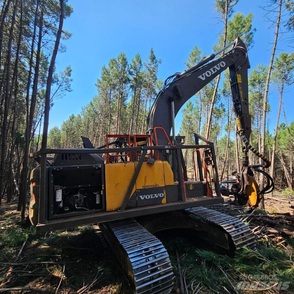 Volvo EC 200 E 굴삭기