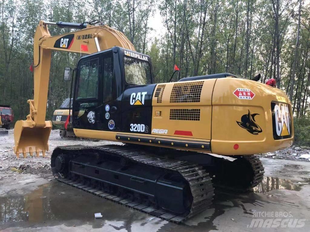 CAT 320D2 대형 굴삭기 29톤 이상