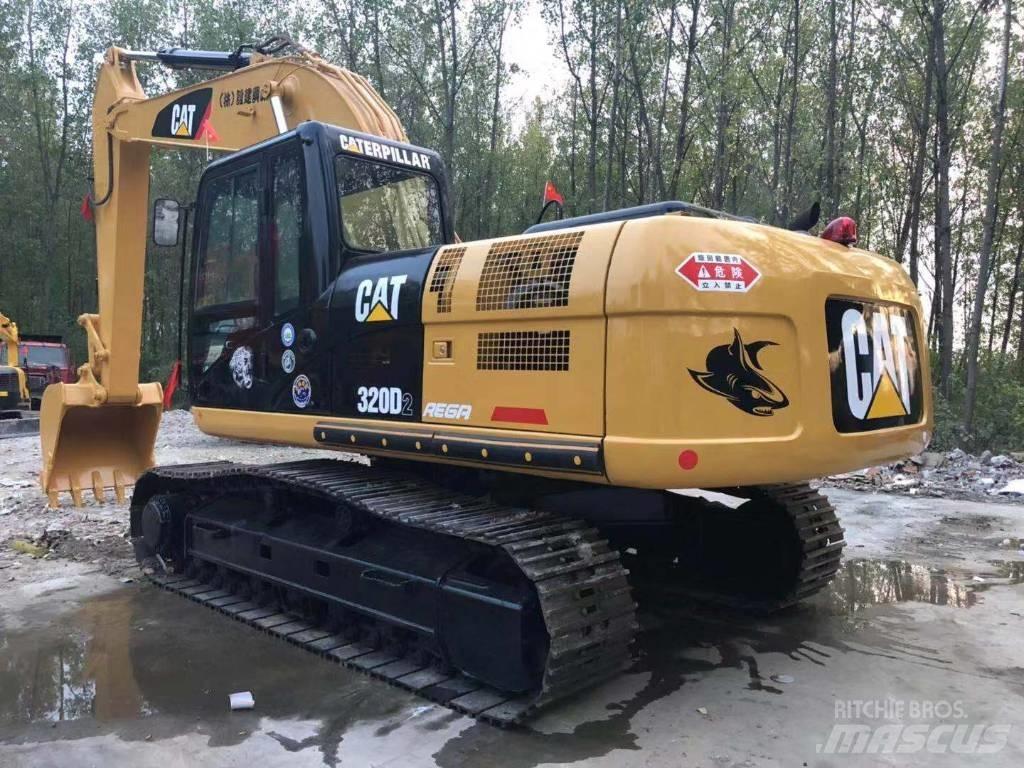 CAT 320D2 대형 굴삭기 29톤 이상