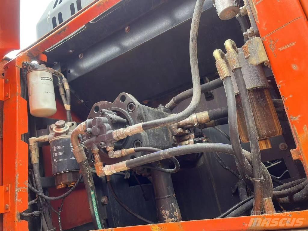 Doosan DX300LC-9C 대형 굴삭기 29톤 이상