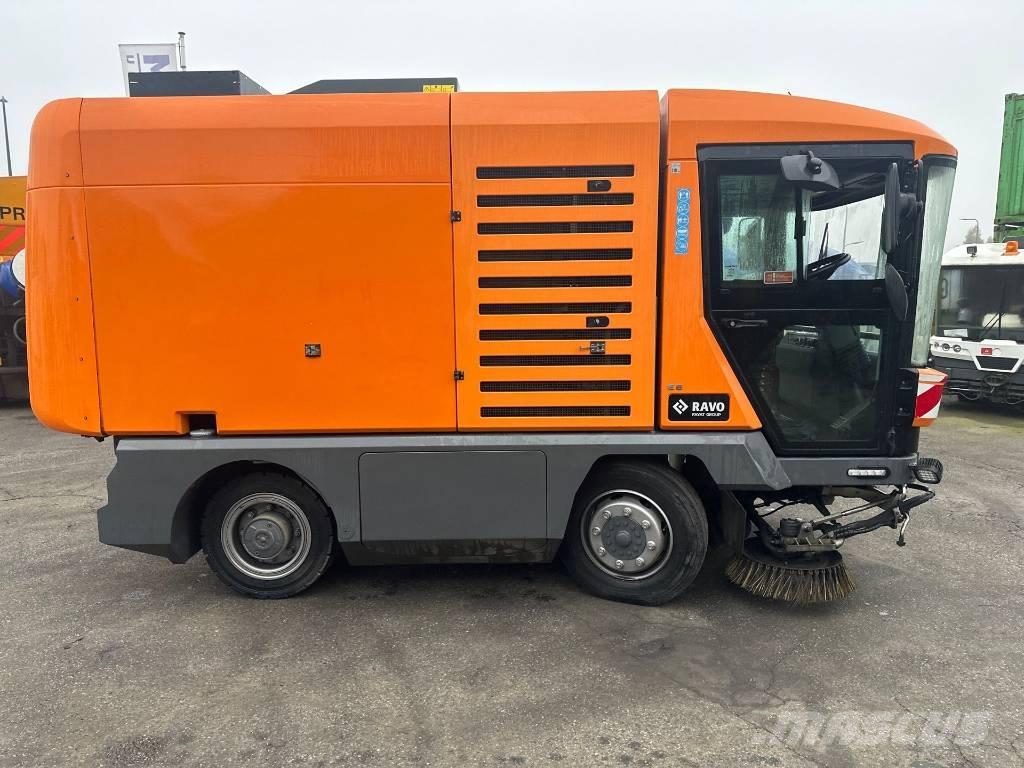 Ravo 540STH 도로 청소차