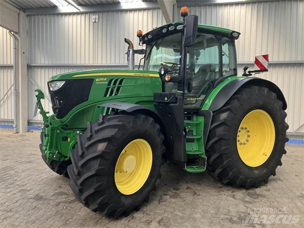 John Deere 6215R 트랙터
