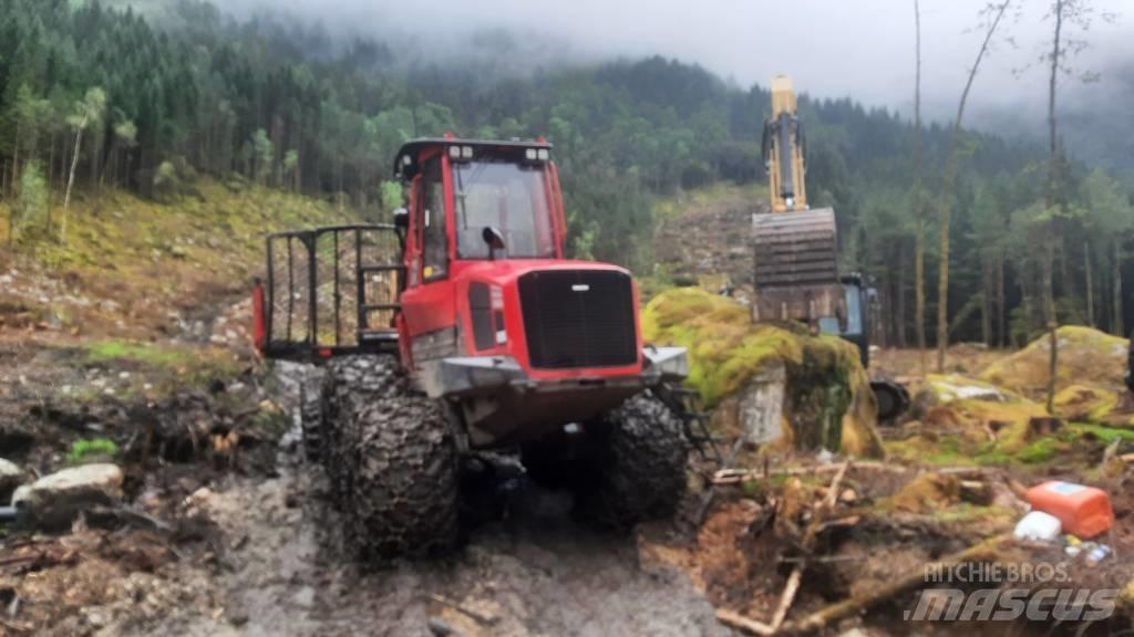 Komatsu 895 원목 포워더