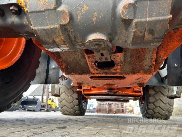 Hitachi ZW 250-6  휠로우더