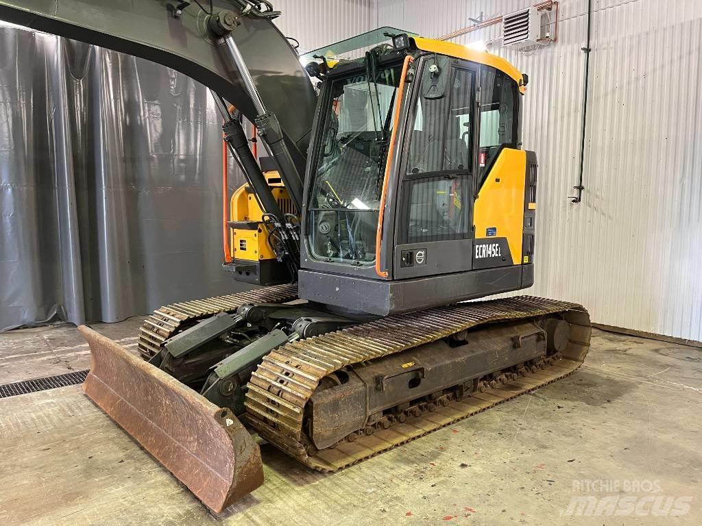Volvo ECR 145 대형 굴삭기 29톤 이상