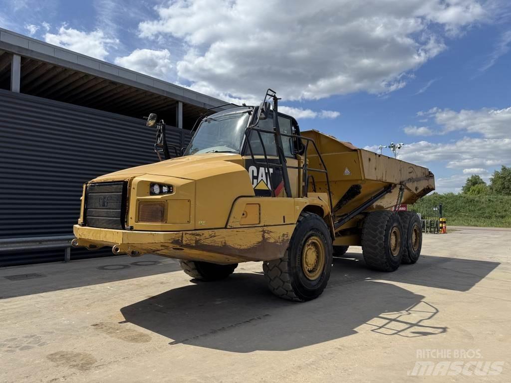 CAT 730C 건설현장 덤프트럭