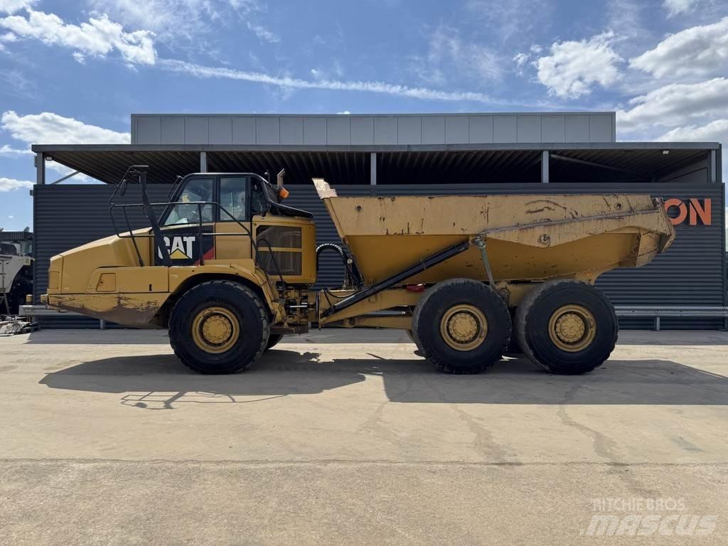 CAT 730C 건설현장 덤프트럭