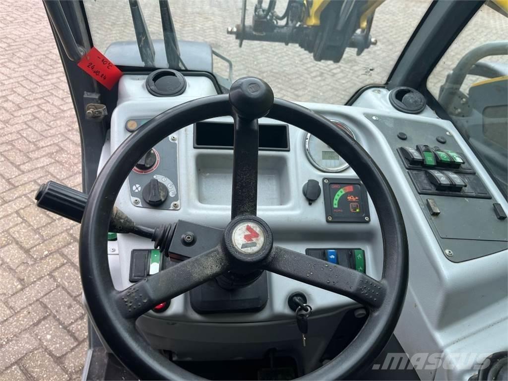 Kramer 2506 텔러 핸들러