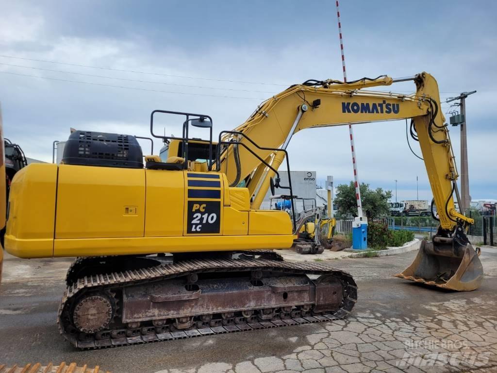 Komatsu PC 210 LC-11 대형 굴삭기 29톤 이상