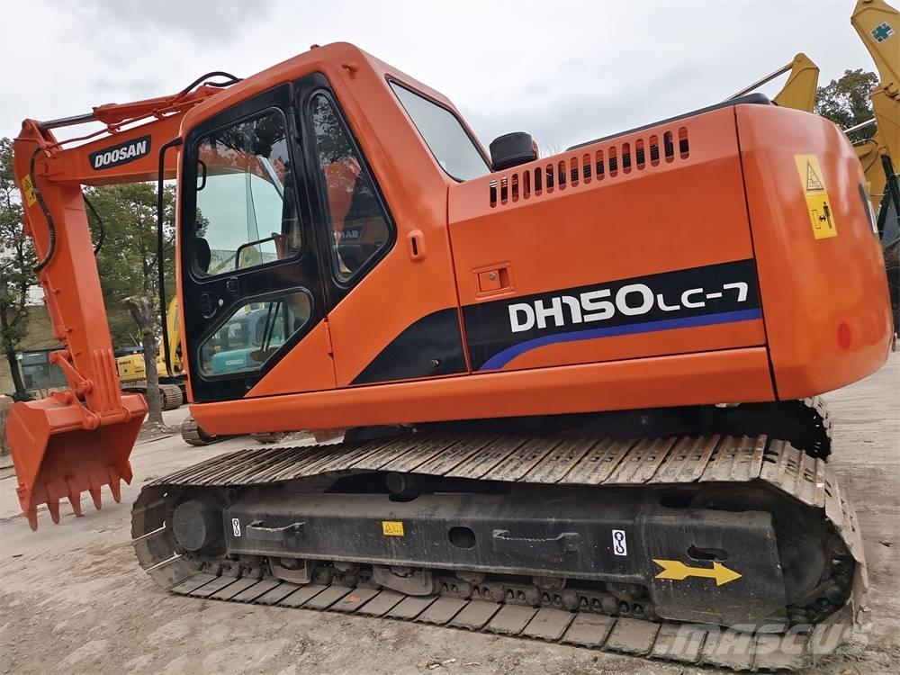 Doosan DH 150 대형 굴삭기 29톤 이상
