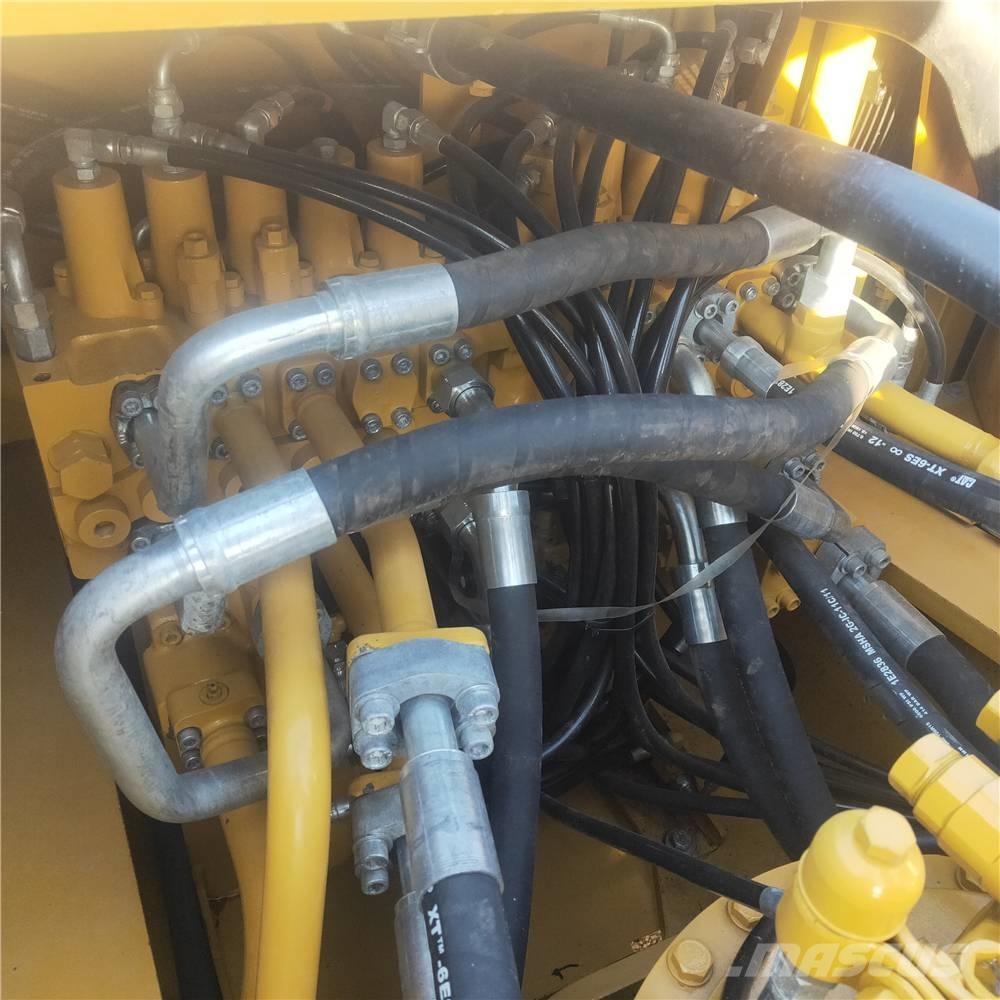 CAT 340D2 대형 굴삭기 29톤 이상