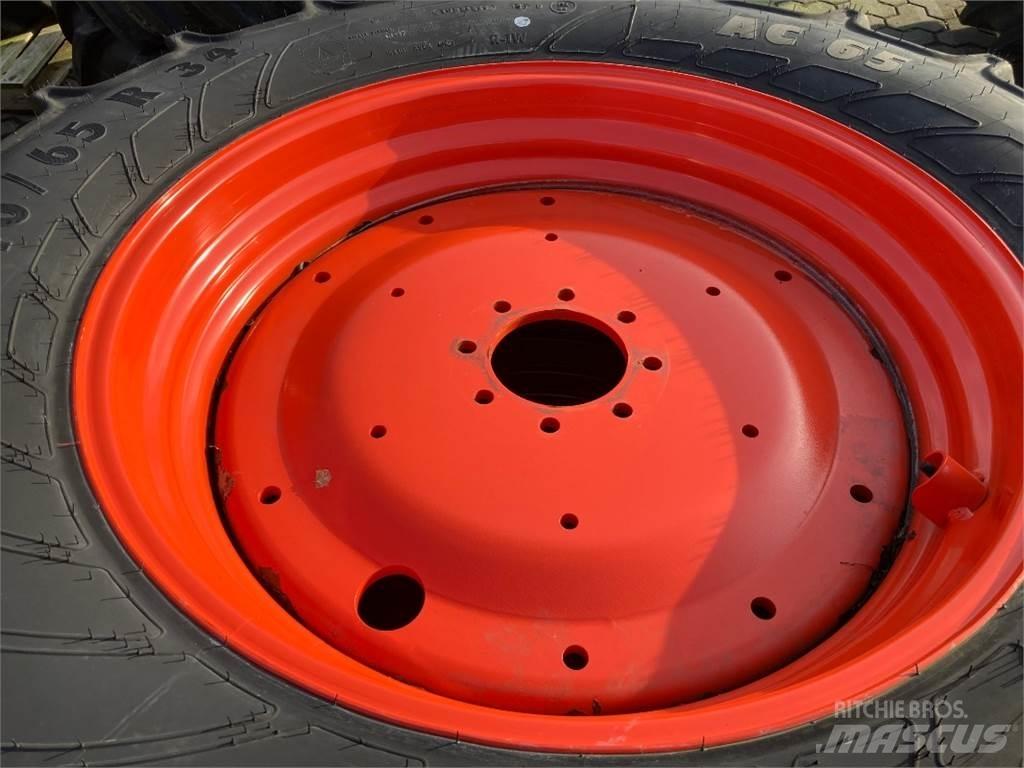 Mitas 540/65 R34 타이어, 휠 및 림