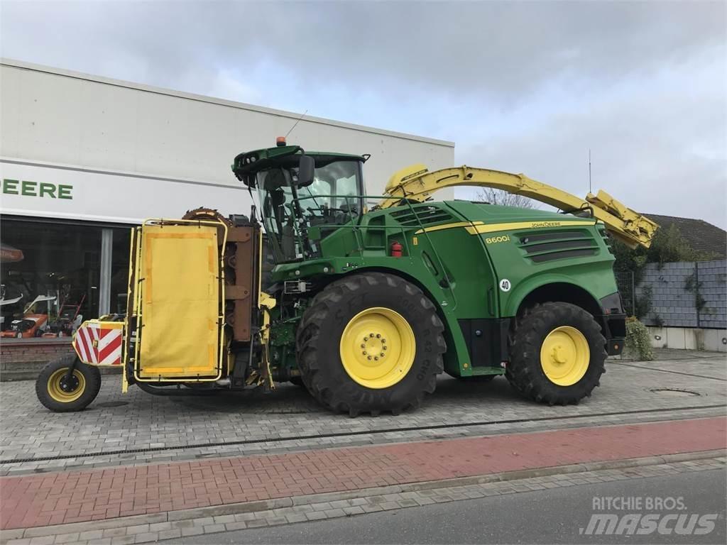 John Deere 8600 자동 초지기계