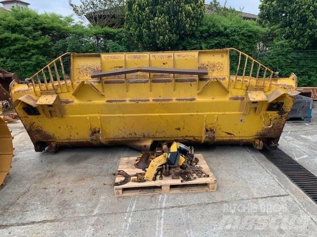 Komatsu D 155 AXI-8 크롤러 도저