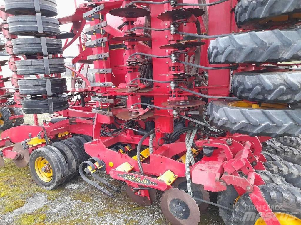 Väderstad RapidA600S 드릴