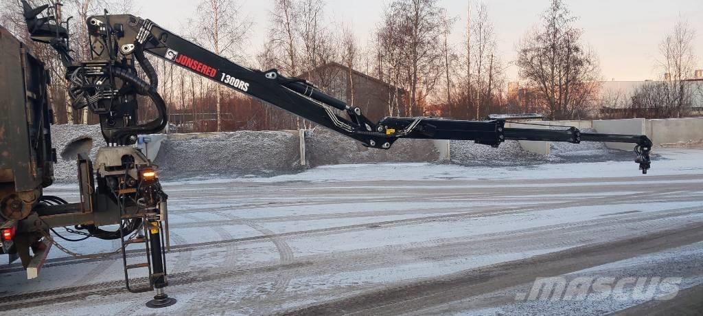 Jonsered 1300RS101 목재 크레인