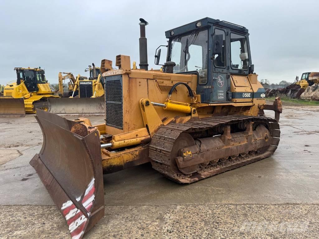 Komatsu D 58 E-1 크롤러 도저