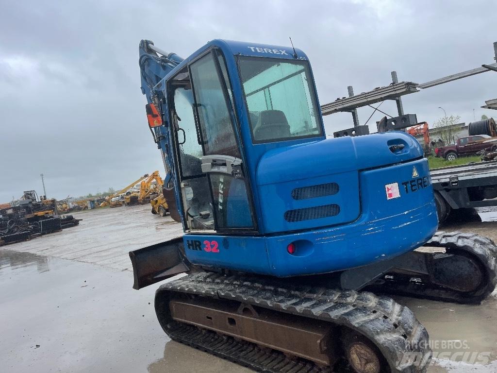 Terex HR 32 중형굴삭기 7톤-28톤