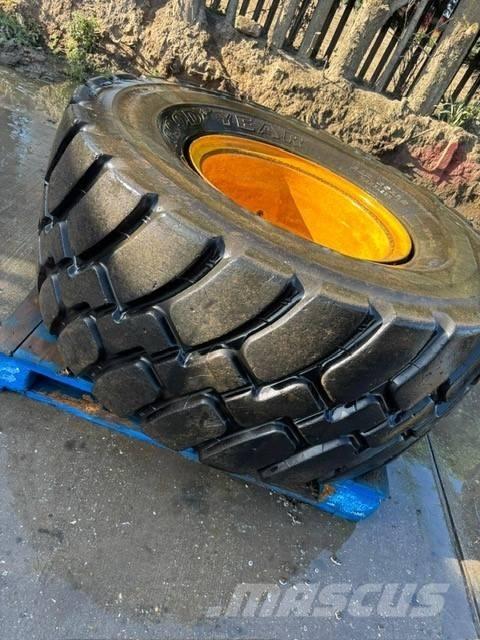 Goodyear Industrial 타이어, 휠 및 림