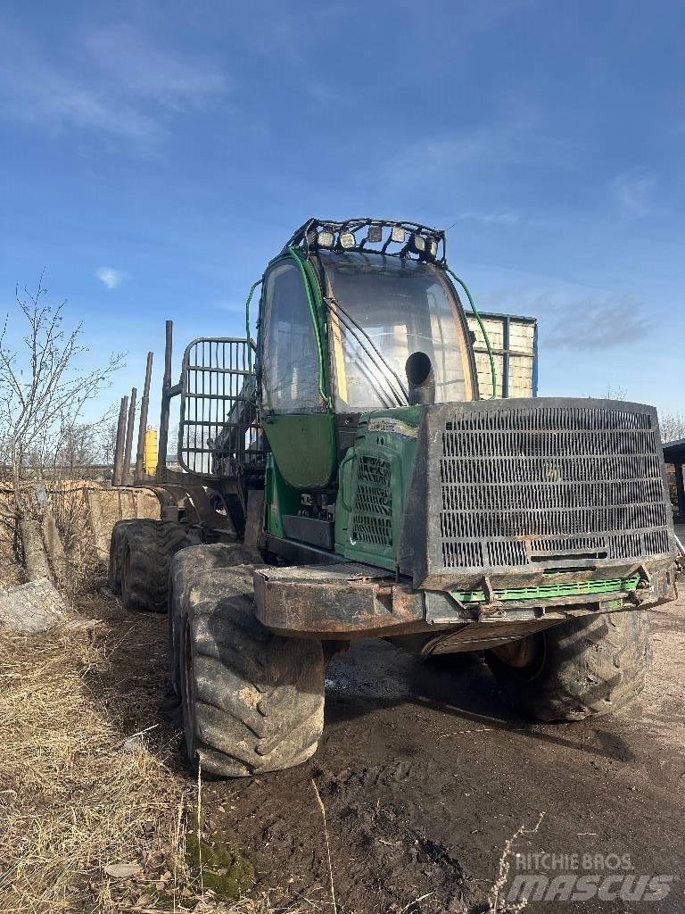 John Deere 1010 E 원목 포워더