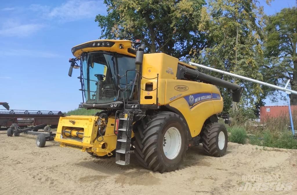 New Holland CR 8.90 콤바인 수확기