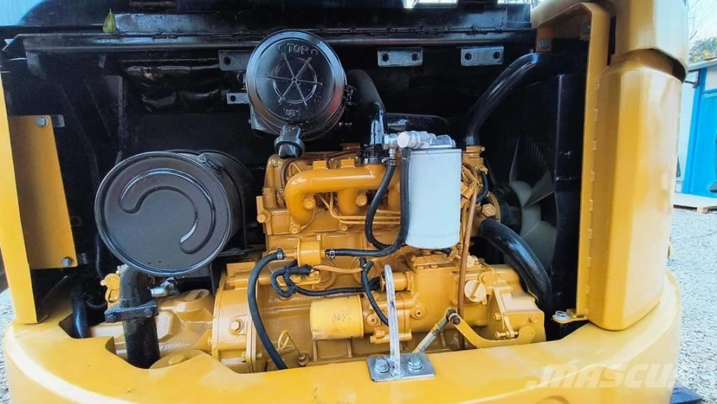 CAT 305 CR 소형 굴삭기 7톤 미만