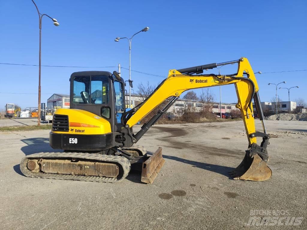 Bobcat E 50 소형 굴삭기 7톤 미만