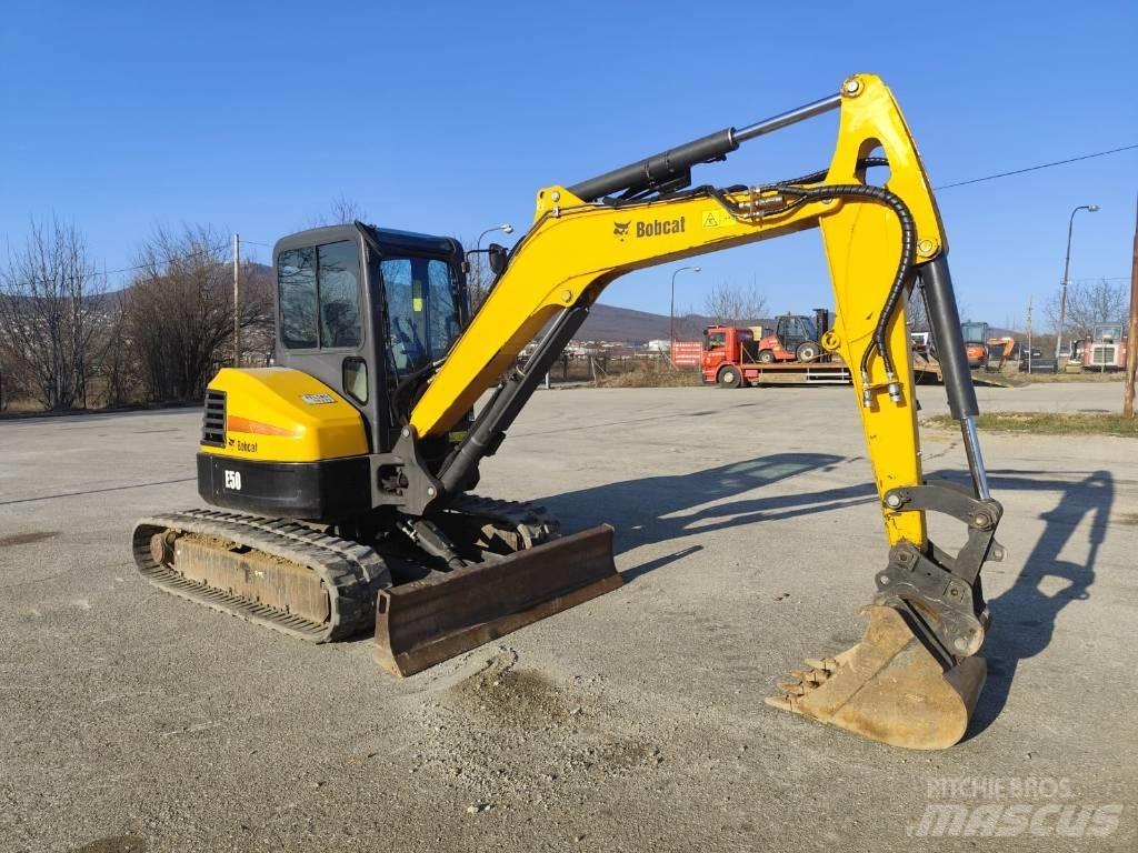 Bobcat E 50 소형 굴삭기 7톤 미만